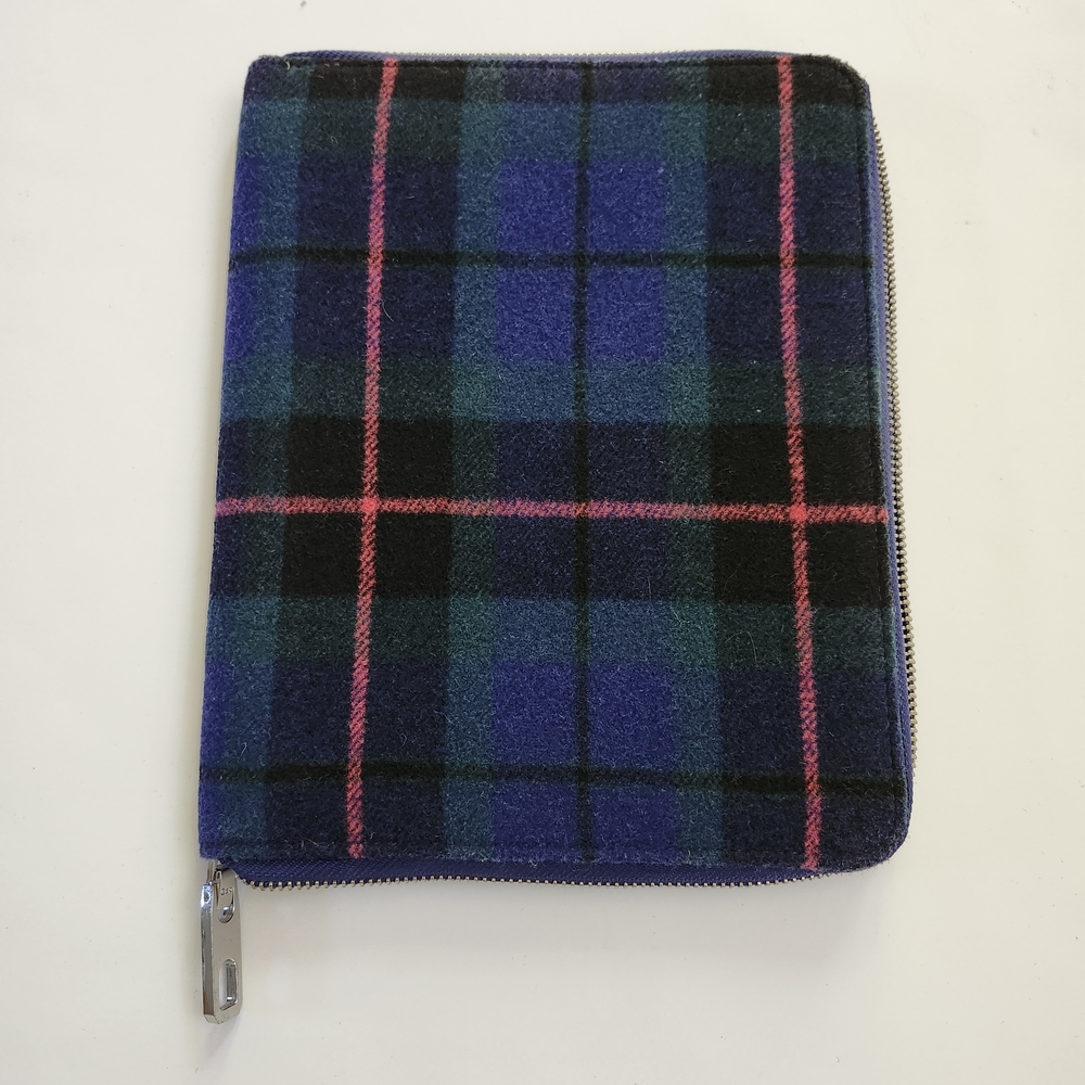 GAP Plaid Flannel Tablet Case  - Vintage